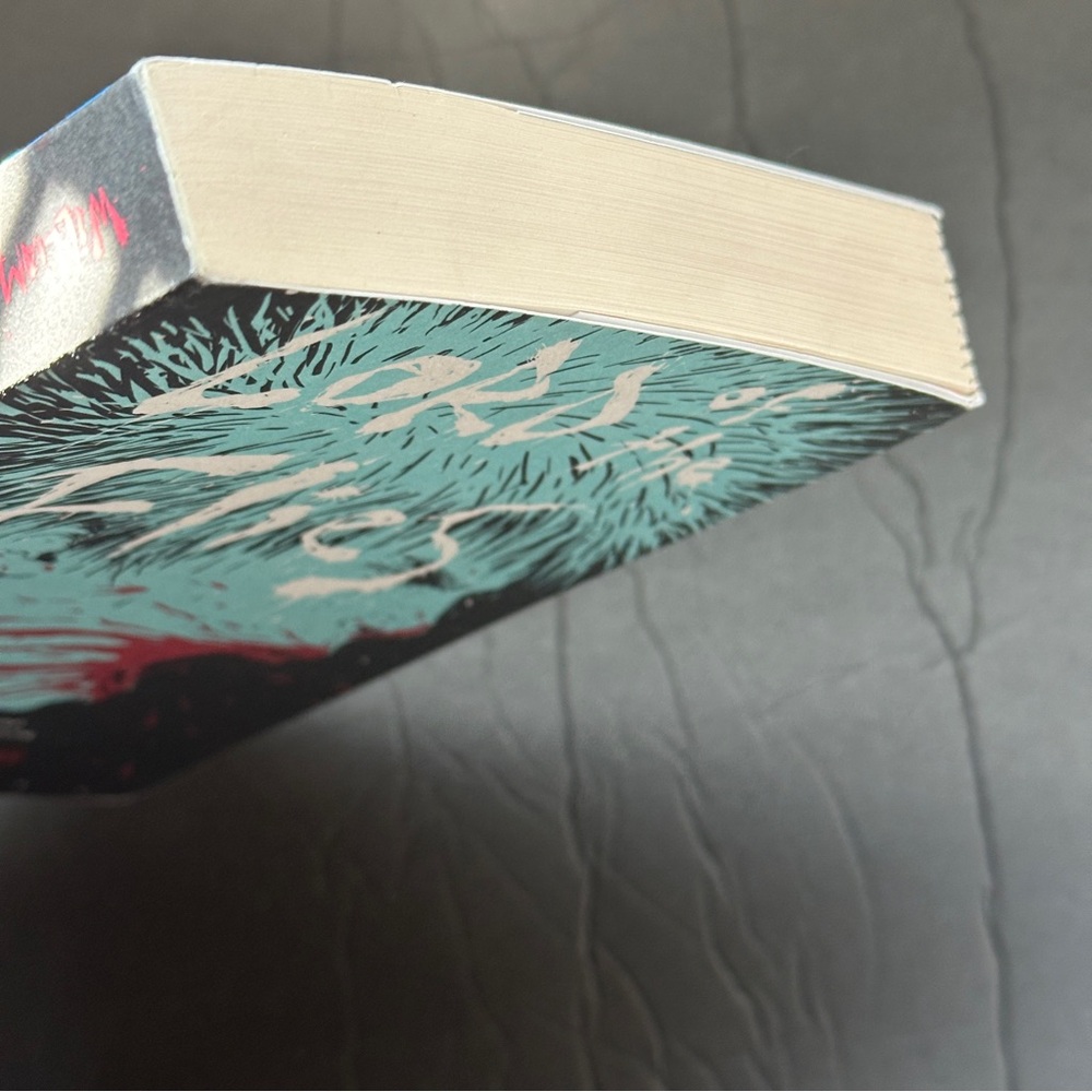Lord of The Flies by William Golding | Fiction, Allegory | Paperback Book - Picture 7 of 10